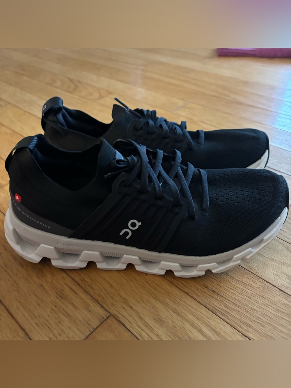 On Cloud Women’s Sneakers in Black and White size 8.5 NWOT